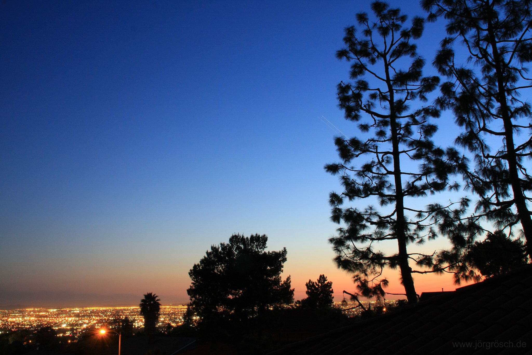 20090325-2-losangeles.jpg - Blick von den Whittier Hills über Los Angeles