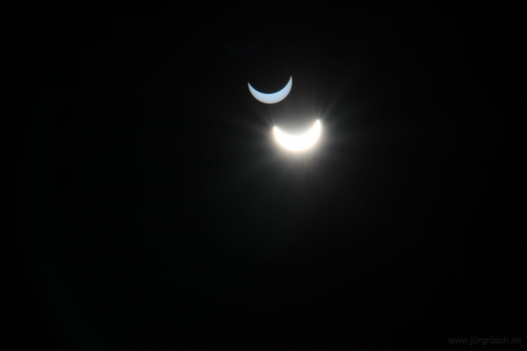 20150320-sonnenfinsterniss.JPG - Doppelbild der Sonnenfinsternis